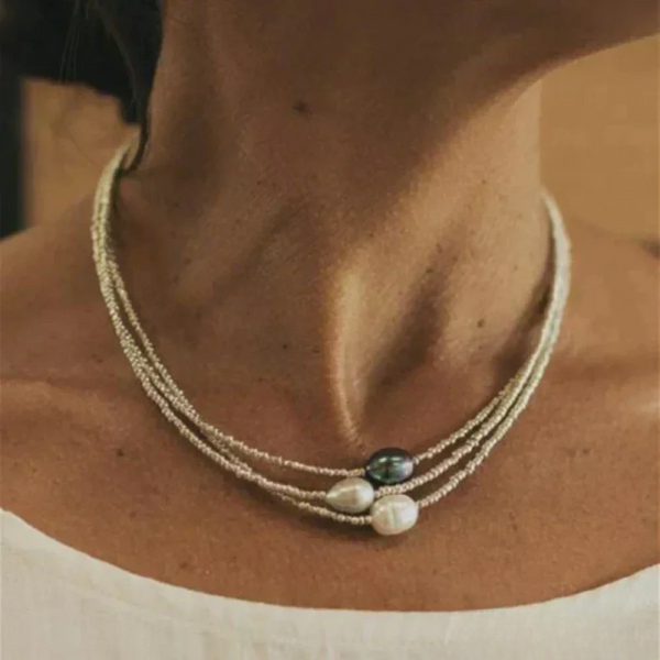 Zara - Vintagehalsband med Nyttiga Pärlor