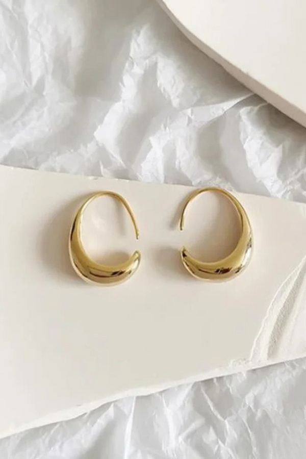 GoldSilver - Eleganta Örhängen i Guld och Silver.