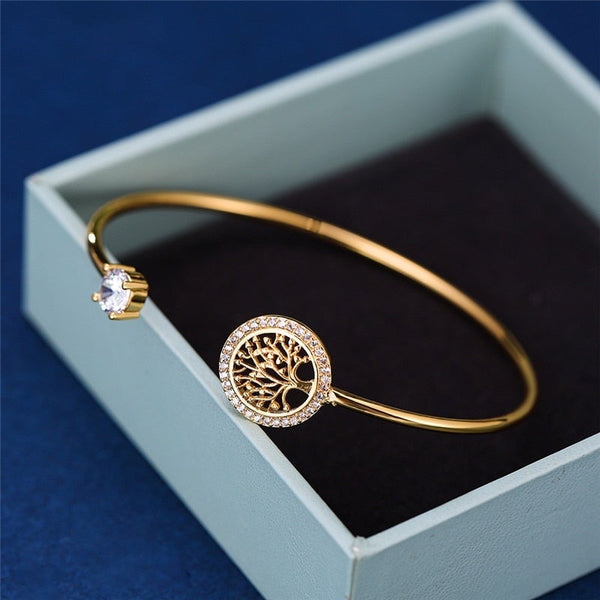 Armband med Livets Träd-design