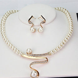 Aya - Halsband och Örhänge Set