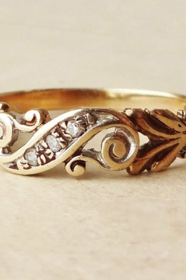 Ivy Ring med guld zirkonia