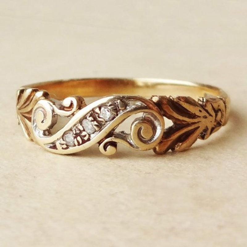 Ivy Ring med guld zirkonia