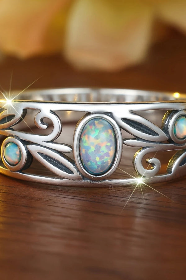 Fascinerande Silverring med Opalsten