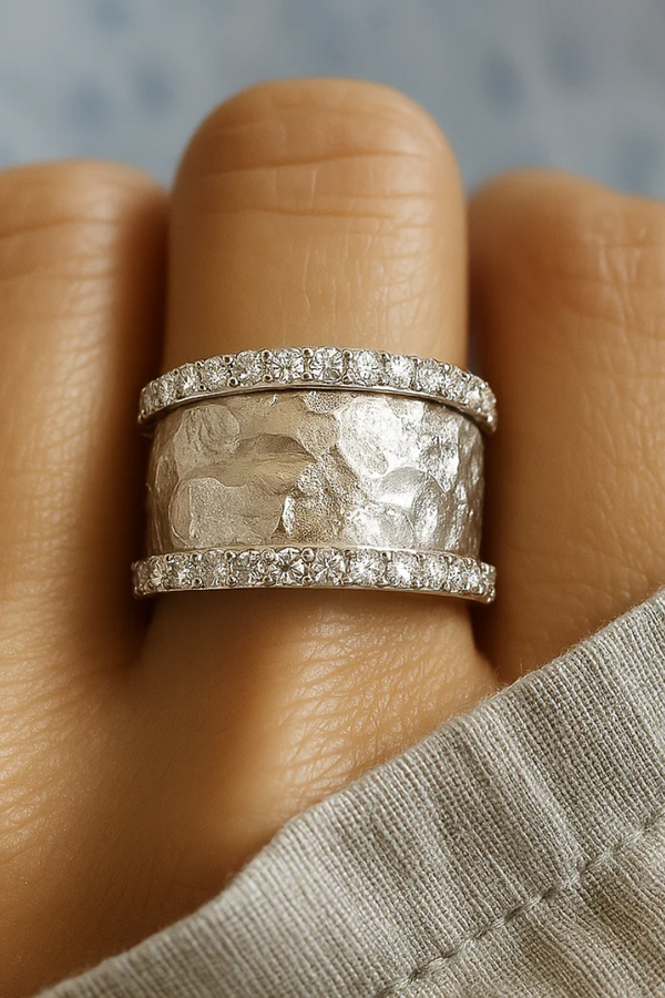 Vintage Klocka med Silver Zirkoner