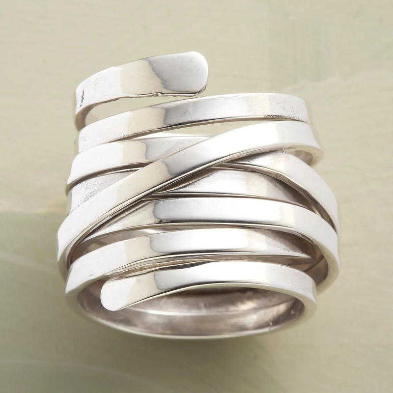 Bliss - Vintage silverring med Laget-design