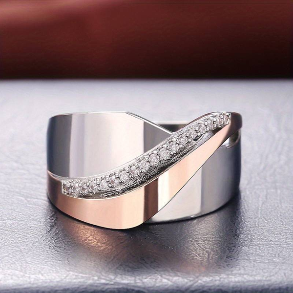 Vintage rosaguld- och silverring med zirkonia